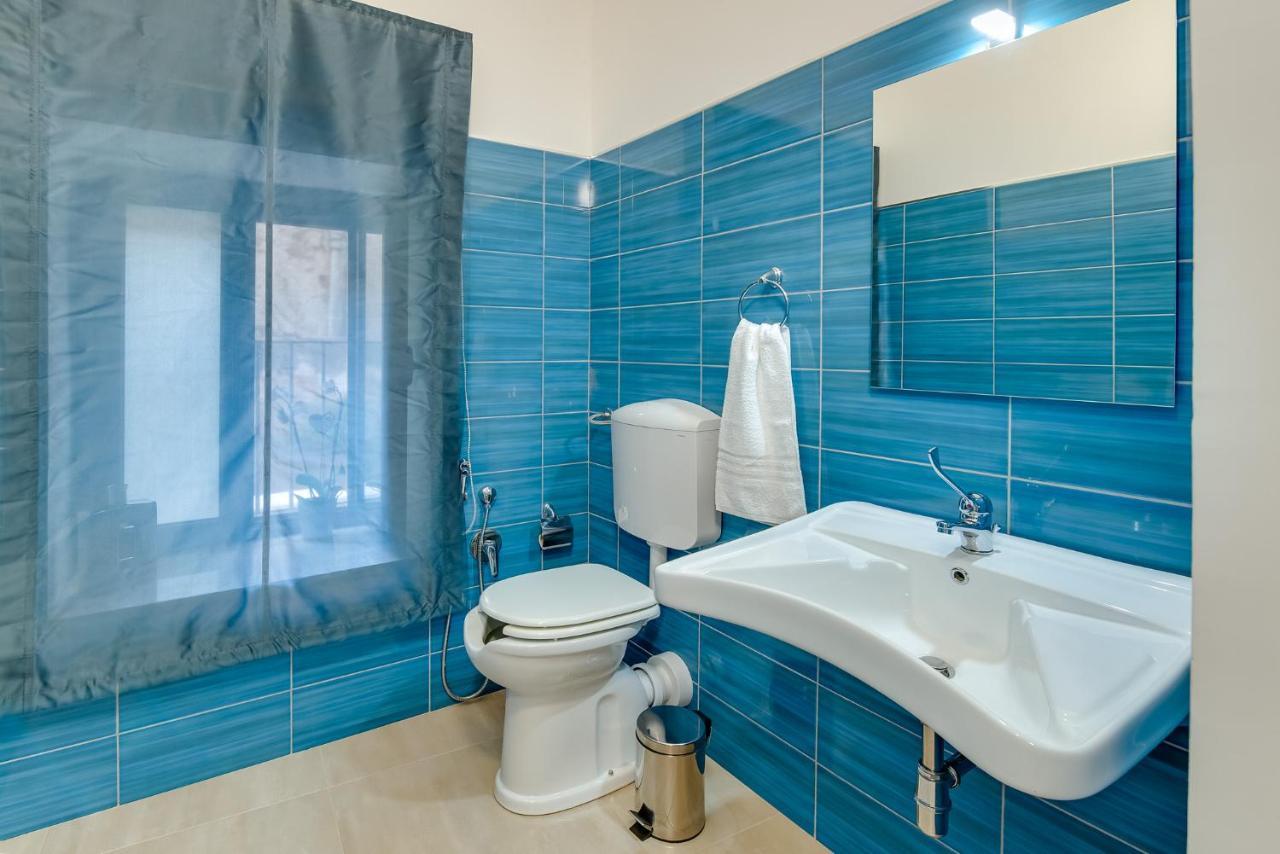 Anima Rooms Apartments 夏卡 外观 照片